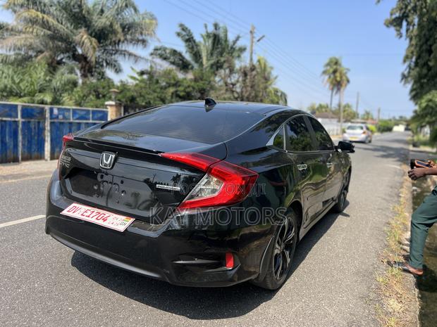 Honda Civic Touring 4dr Sedan (1.5L 4cyl) 2017 Black