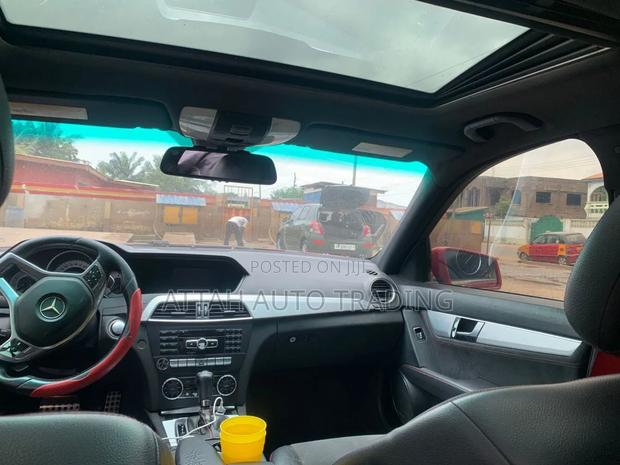 Mercedes-Benz C250 2014 Red