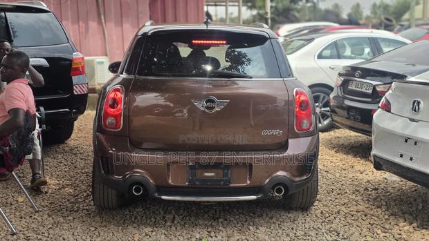 Mini Cooper S 2dr Convertible (1.6L 4cyl Turbo 6M) 2014 Brown
