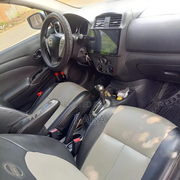 Nissan Versa 2015 Silver