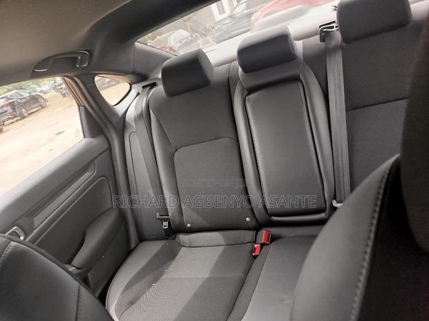 Honda Civic 2019 Gray