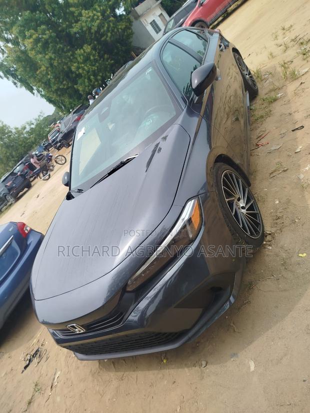 Honda Civic 2019 Gray