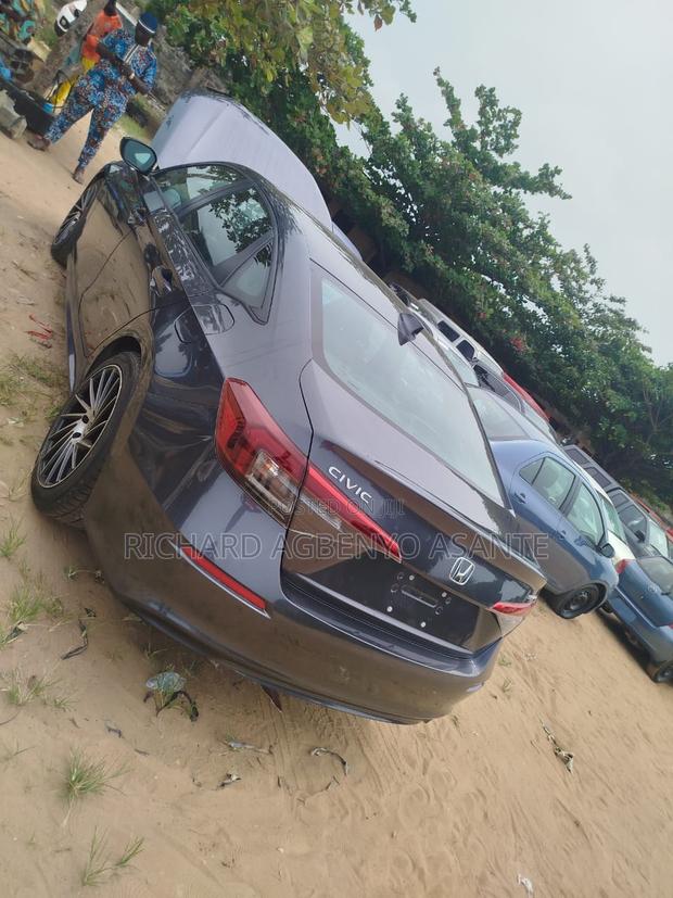 Honda Civic 2019 Gray