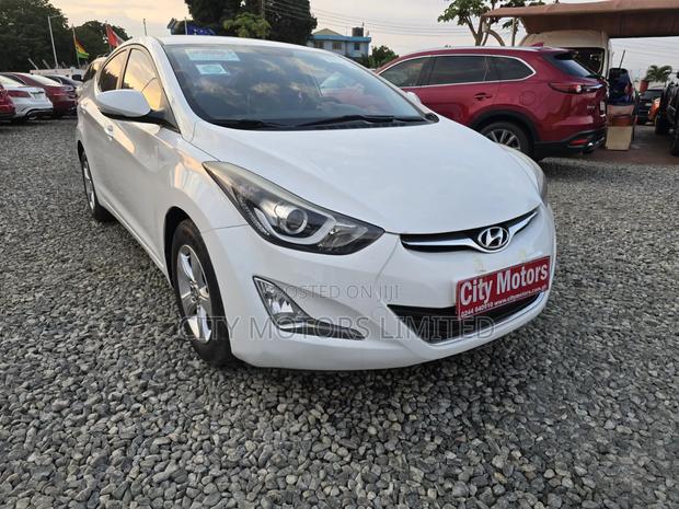 Hyundai Avante 2013 White