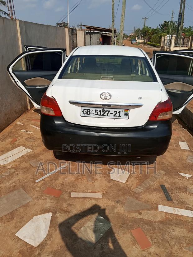 Toyota Belta 2010 White