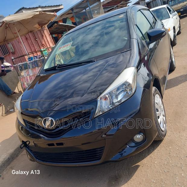 Toyota Vitz 2014 Black