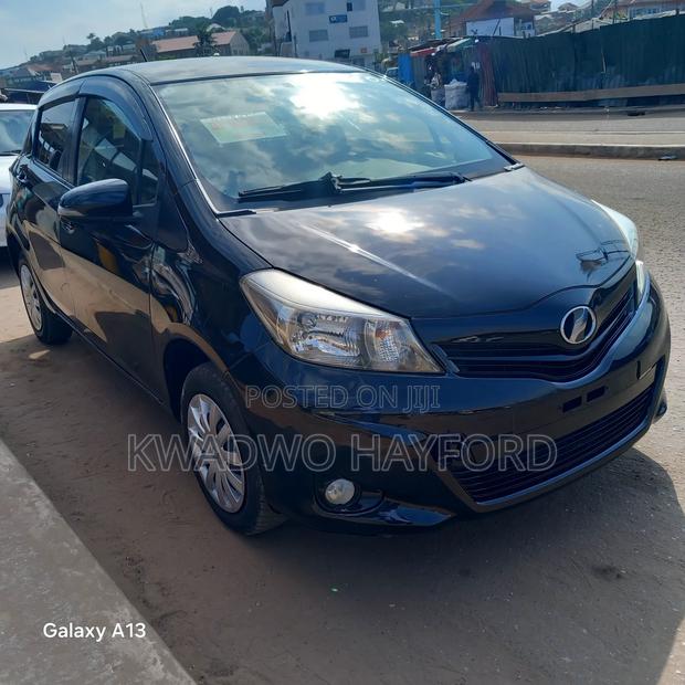 Toyota Vitz 2014 Black