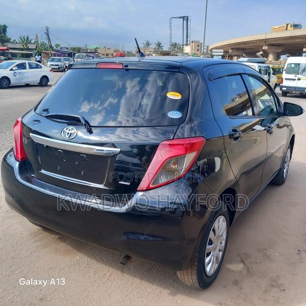 Toyota Vitz 2014 Black