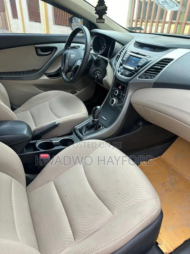 Hyundai Elantra 2016 Black