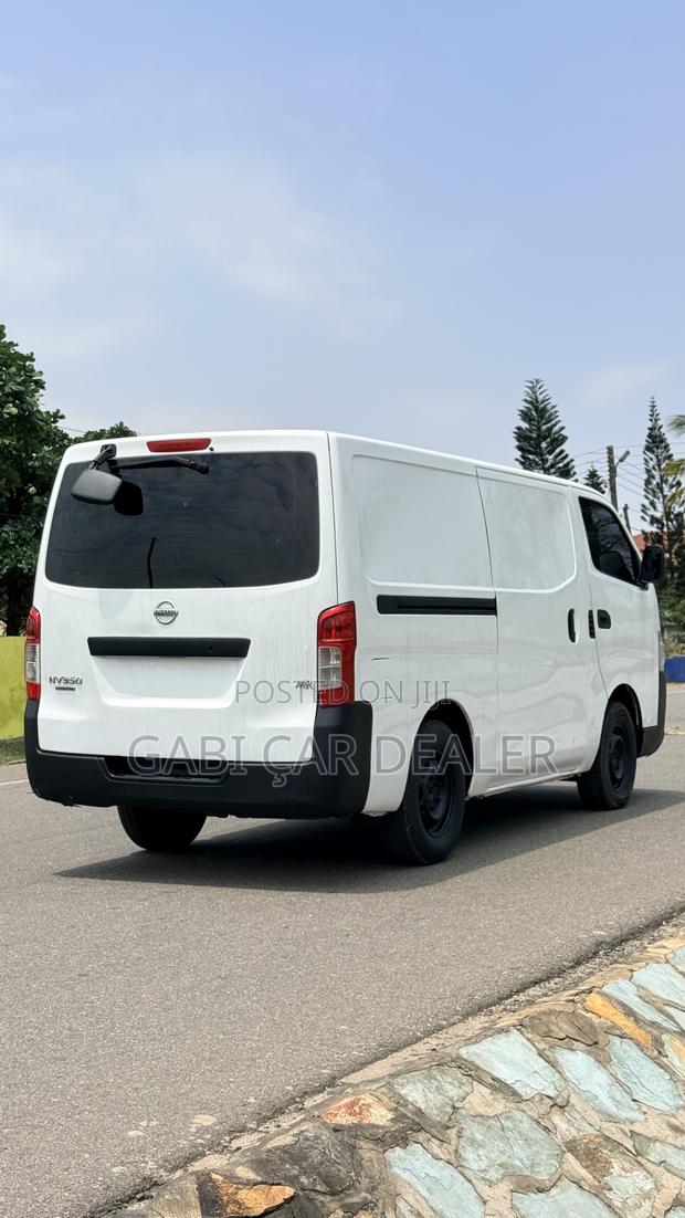 Nissan NV350 2016 White