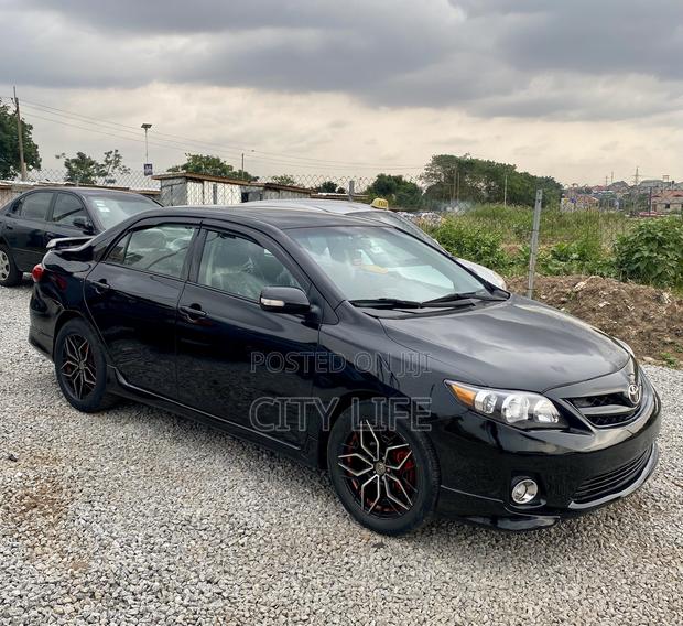 Toyota Corolla S 4dr Sedan (1.8L 4cyl 4A) 2013 Blue