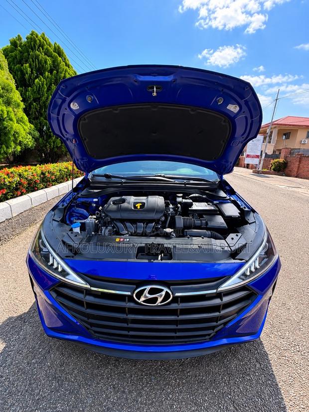 Hyundai Elantra SEL 2020 Blue