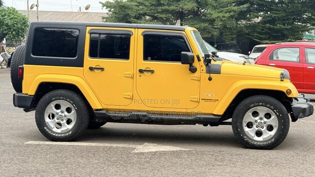 Jeep Wrangler 2015 Yellow