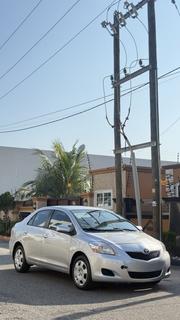 Toyota Yaris 2012 Silver for sale
