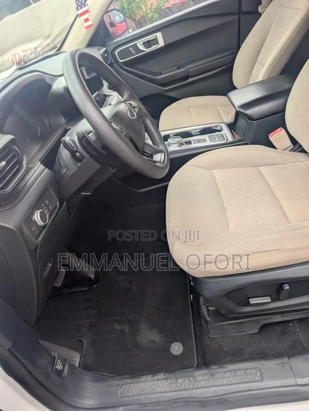 Ford Explorer 2021 White