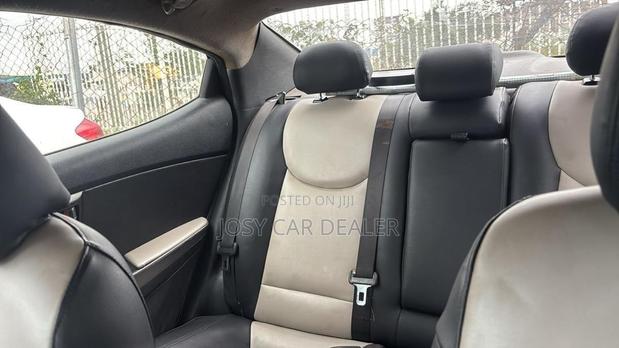 Hyundai Elantra Limited 2012 Red