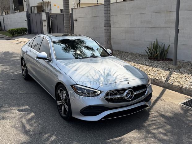 Mercedes-Benz C300 2024 Silver