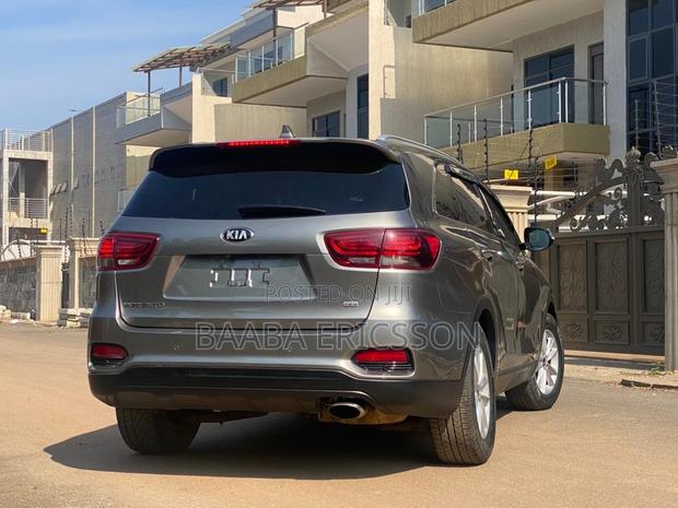 Kia Sorento 2019 Gray