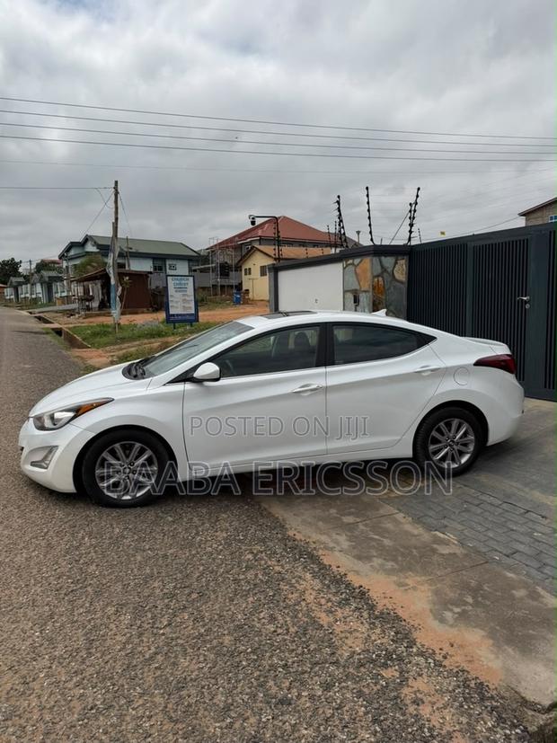 Hyundai Elantra 2015 White