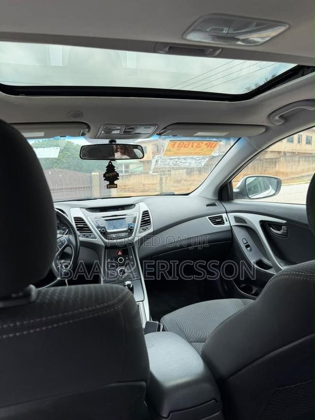 Hyundai Elantra 2015 White