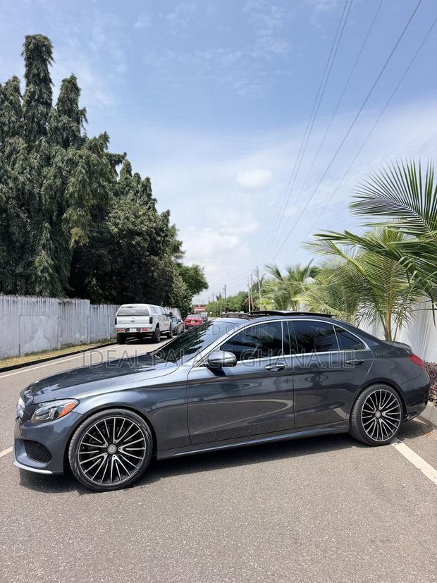 Mercedes-Benz C300 Sport 4Matic Sedan AWD (2.0L 4cyll 7A) 2016 Gray