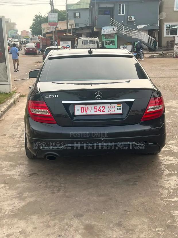 Mercedes-Benz C250 2013 Black