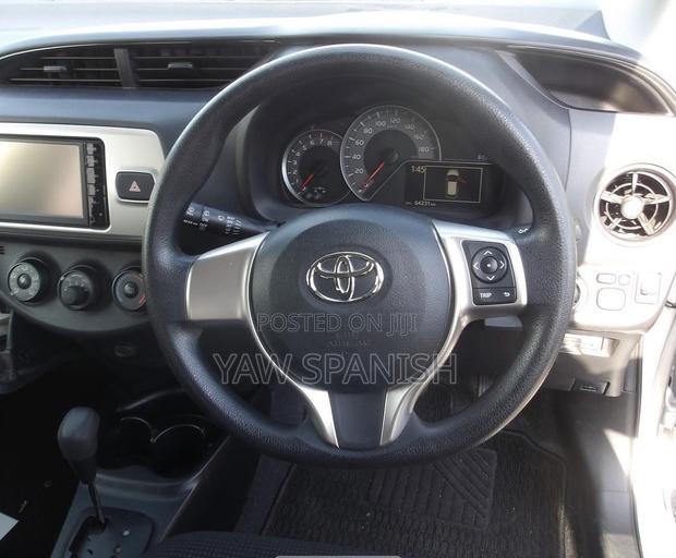 Toyota Vitz 2015 Blue