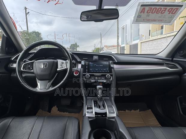 Honda Civic EX-L Sedan 2018 White