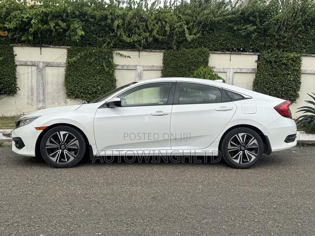 Honda Civic EX-L Sedan 2018 White