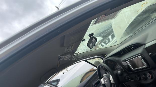 Toyota Vitz 1.3 FWD 3dr 2015 Silver