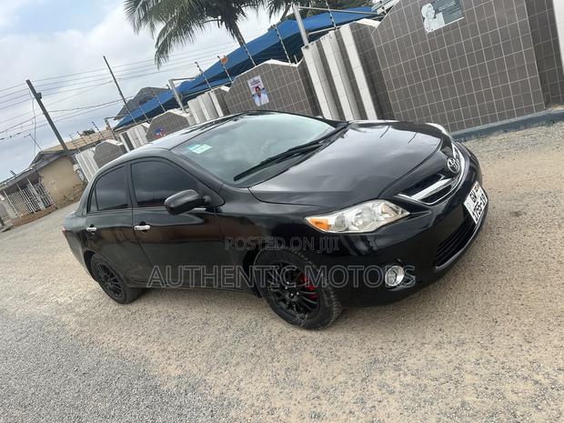 Toyota Corolla LE 4dr Sedan (1.8L 4cyl 4A) 2010 Black