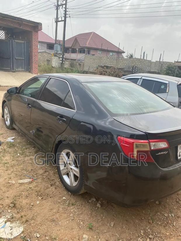 Toyota Camry LE 4dr Sedan (2.5L 4cyl 6A) 2014 Black