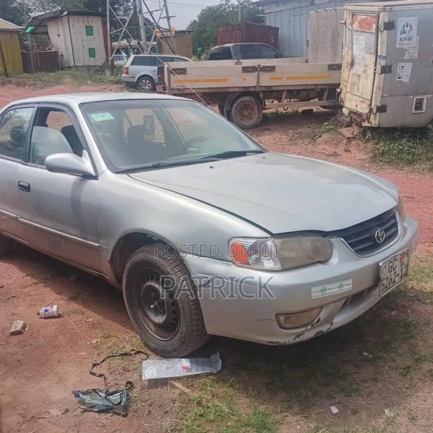 Toyota Corolla Sedan 2001 Silver