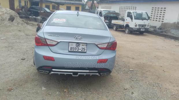 Hyundai Sonata Limited 2.0T Sedan (2.0L 4cyl 6A) 2012 Blue