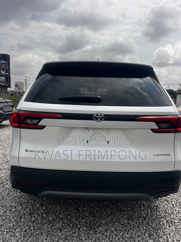 Toyota Grand Highlander Hybrid Limited AWD 2024 White