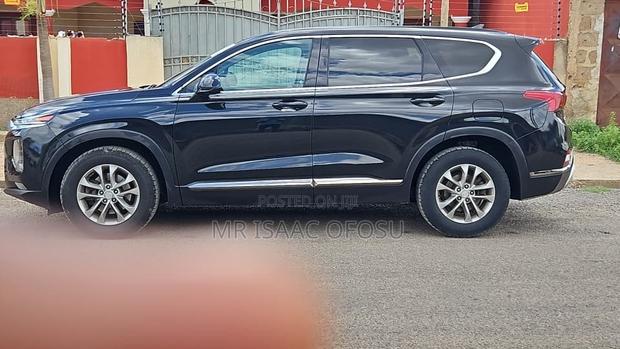 Hyundai Santa Fe SE AWD 2018 Black