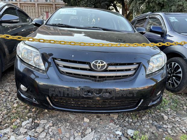 Toyota Corolla LE 4dr Sedan (1.8L 4cyl 4A) 2010 Black