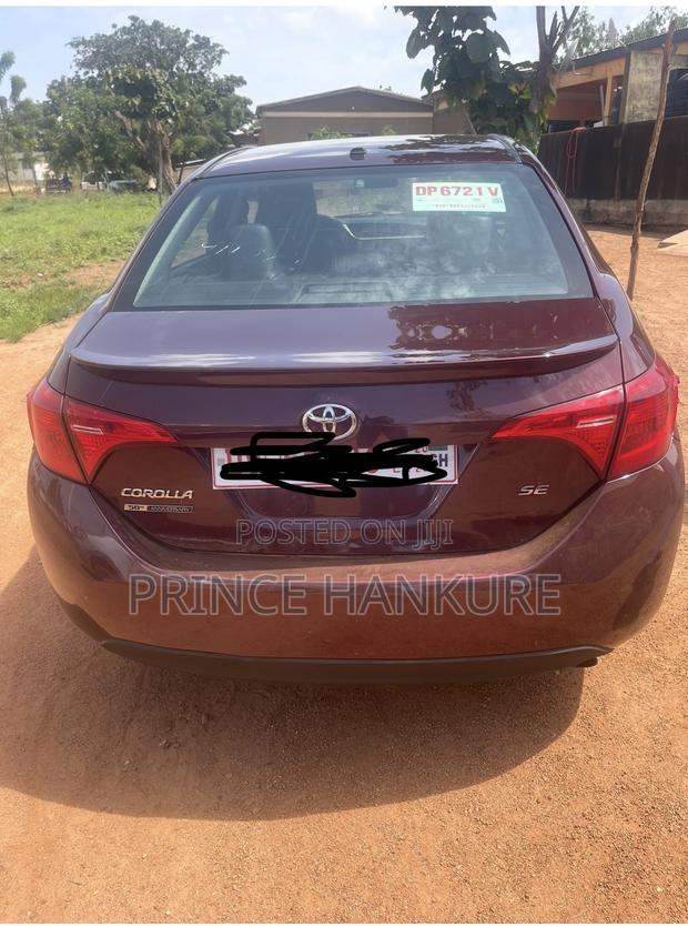 Toyota Corolla SE Special Edition 4dr Sedan (1.8L 4cyl CVT) 2017