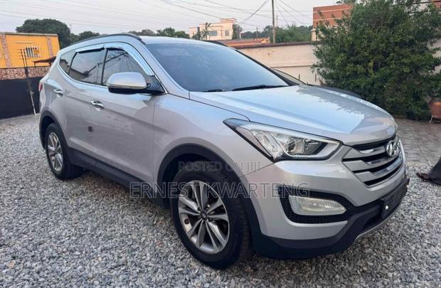 Hyundai Santa Fe 2016 Gray