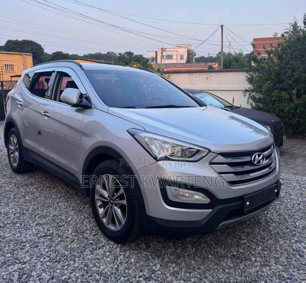 Hyundai Santa Fe 2016 Gray