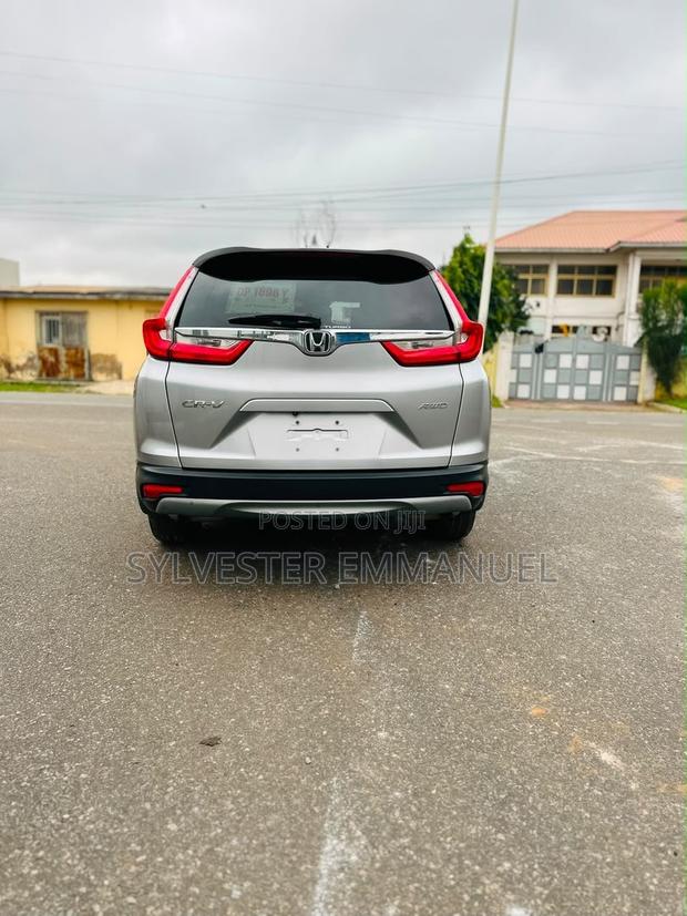 Honda CR-V Touring AWD 2018 Silver