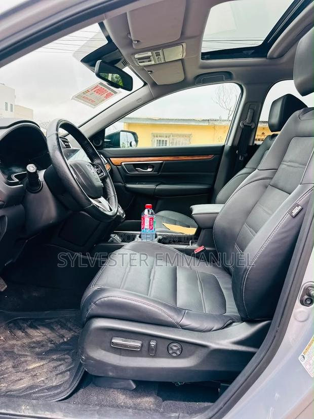 Honda CR-V Touring AWD 2018 Silver