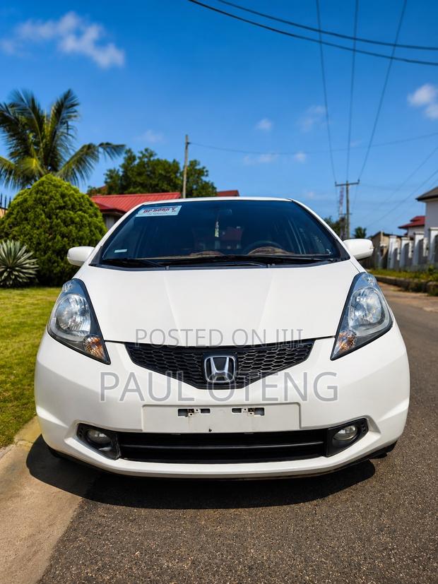 Honda Fit Automatic 2010 White