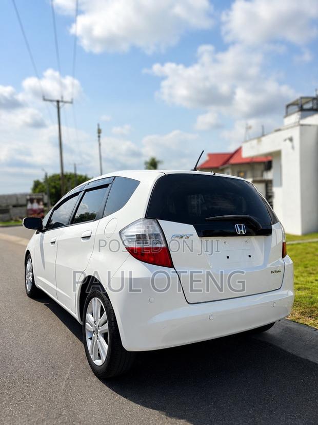 Honda Fit Automatic 2010 White