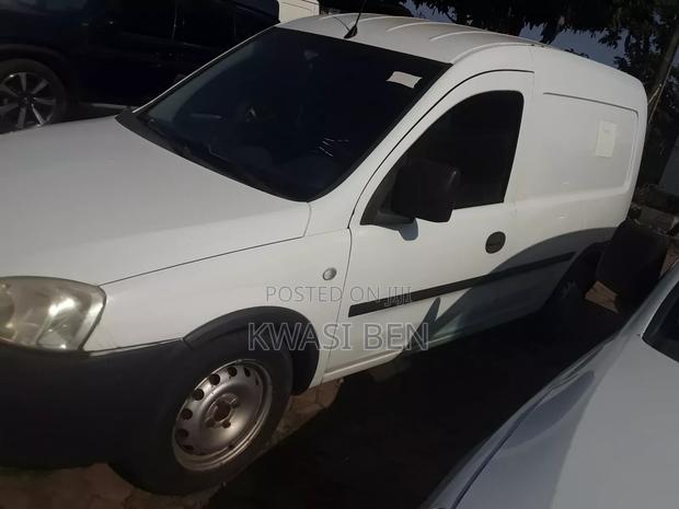 Opel Combo 1.4i 2011 Gray