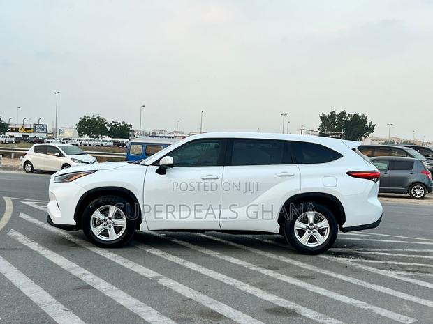 Toyota Highlander 2023 White