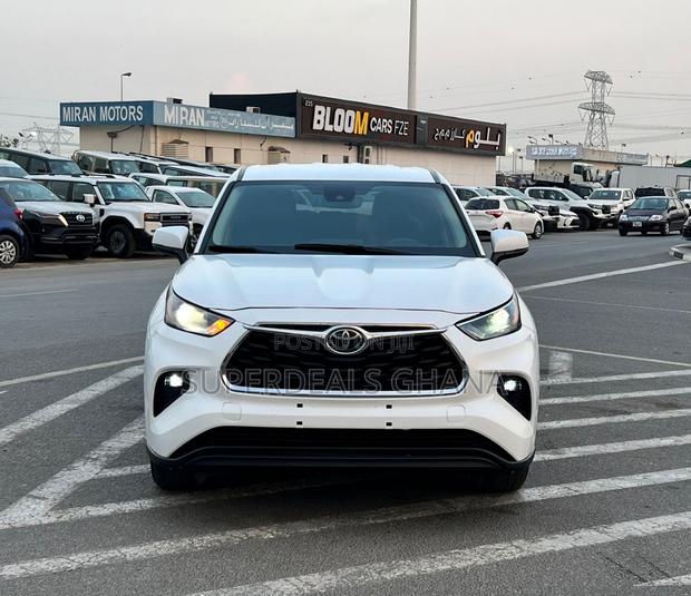Toyota Highlander 2023 White