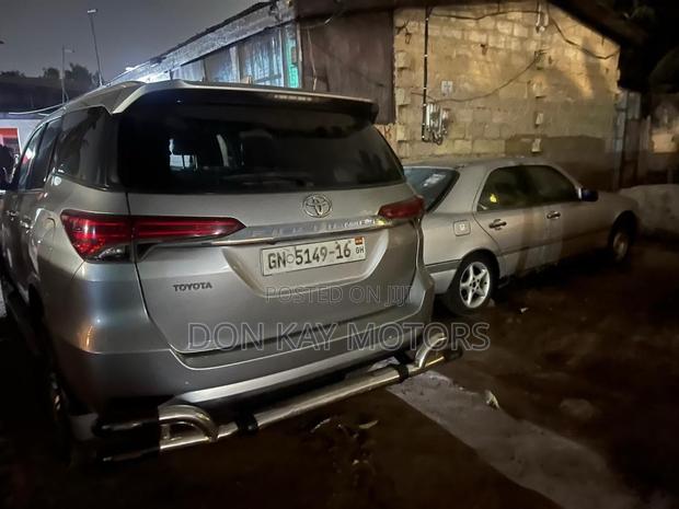 Toyota Fortuner 2016 Silver