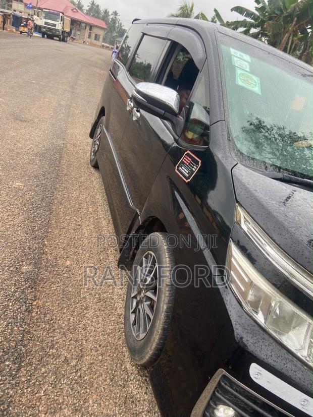 Toyota Voxy 2015 Black