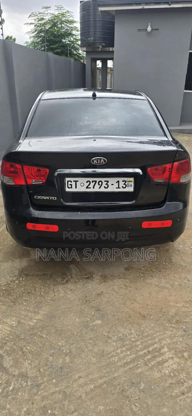 Kia Cerato 2012 Black